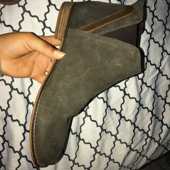 Steve Madden Shoes - STEVE MADDEN CHUKKAHS